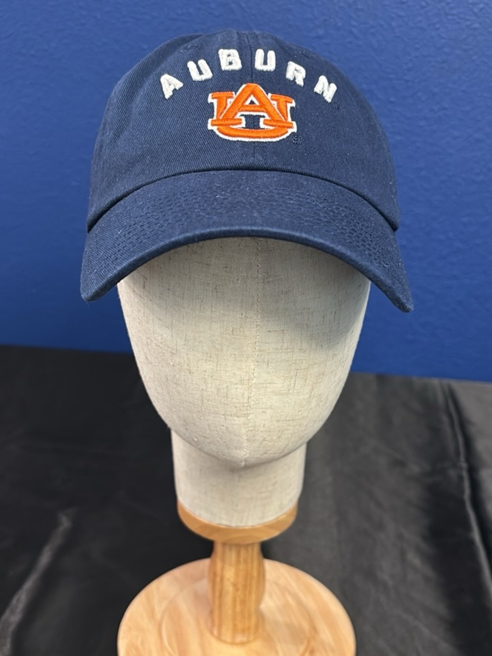 American Eagle Outfitters (AEO) Auburn UniversityTigers "Pheobe" Clean Up Adjust